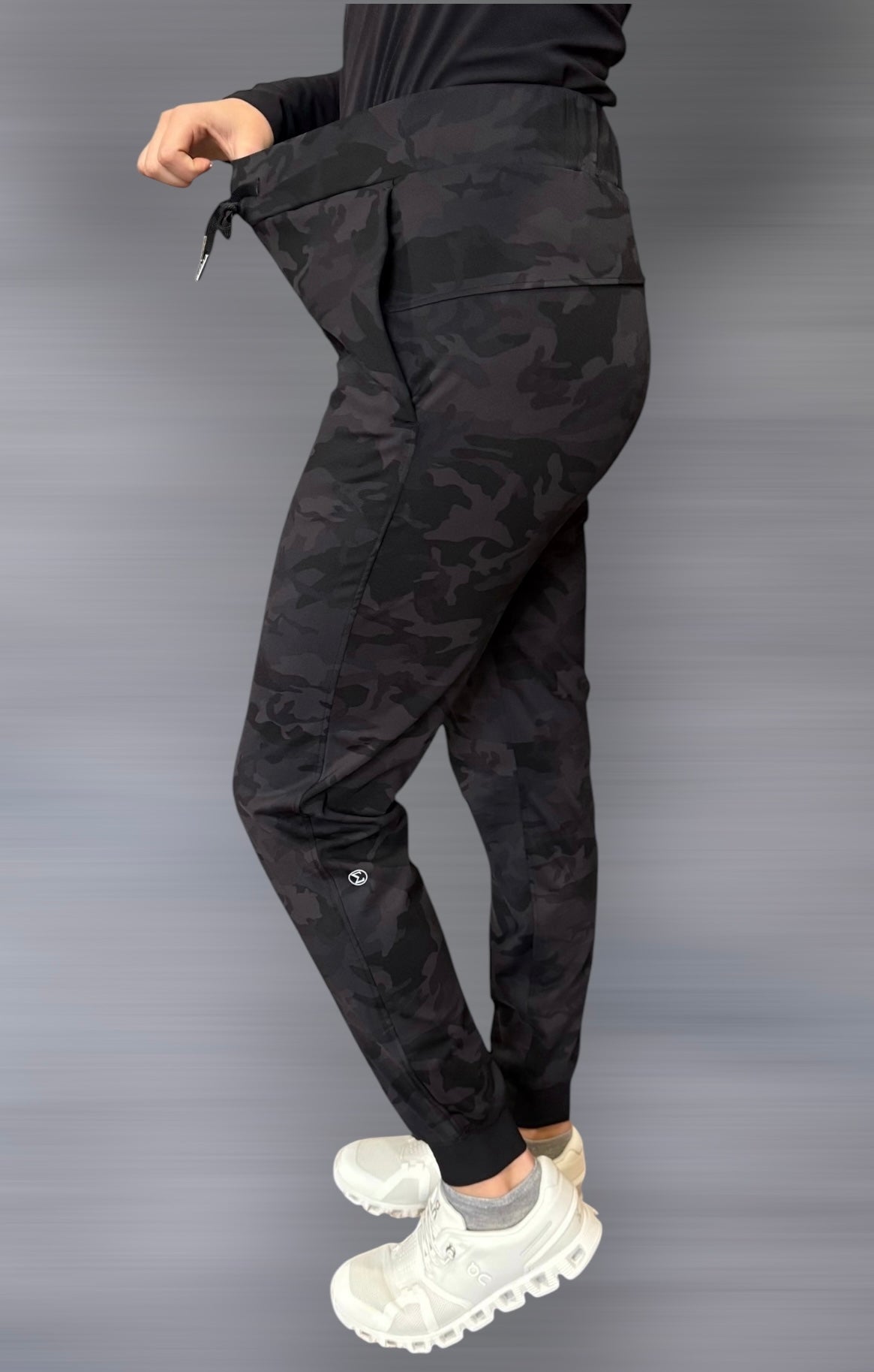 Hera Studio Silk Jogger